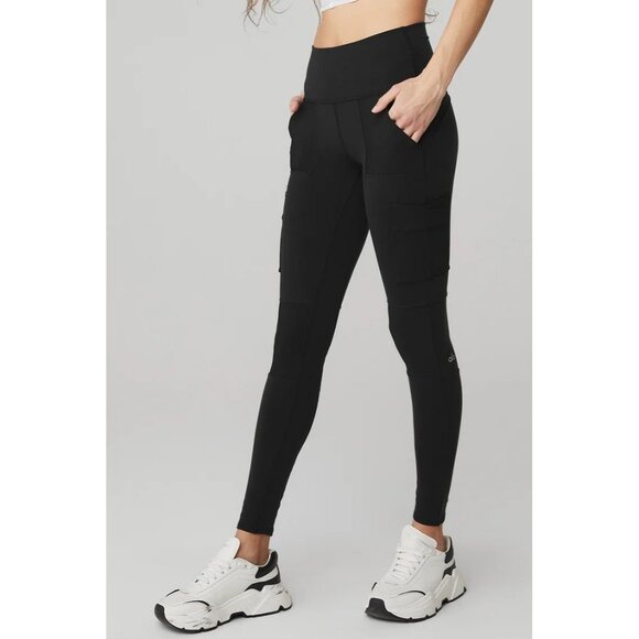 ALO Yoga High Waist Cargo Leggings in Black - Picture 3 of 8